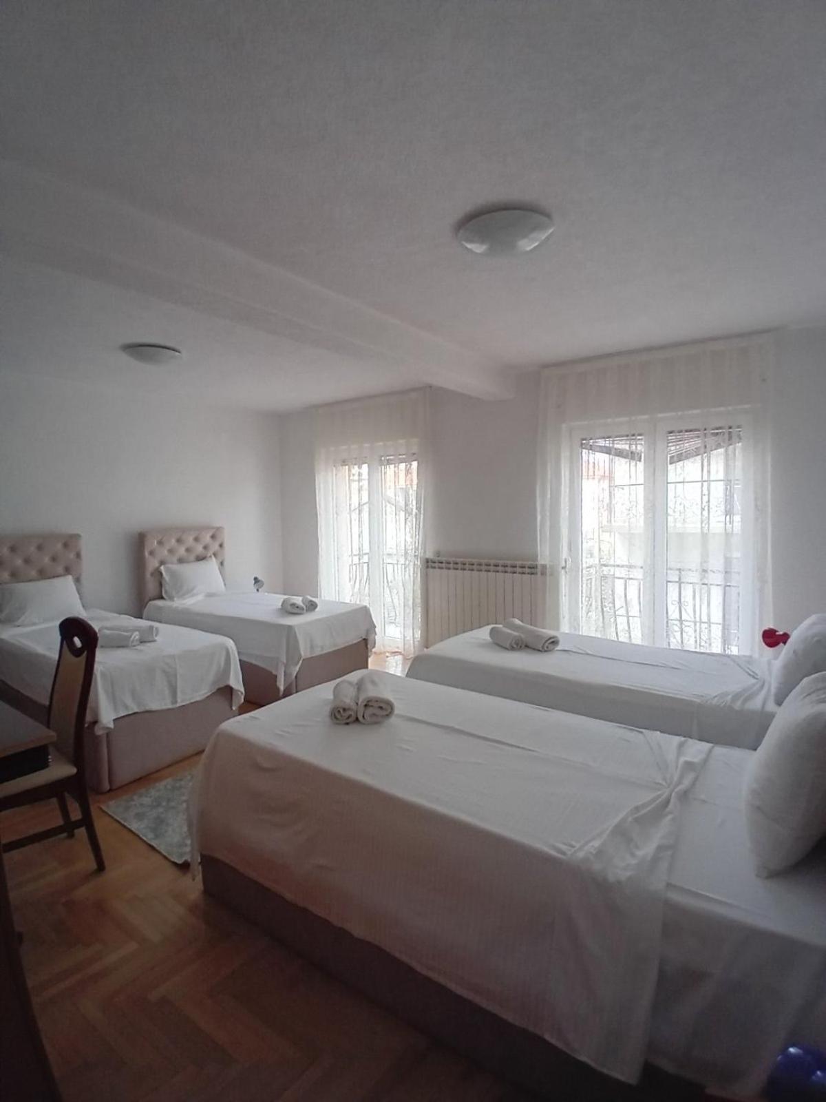Hotel Montenegro Struga Exterior photo